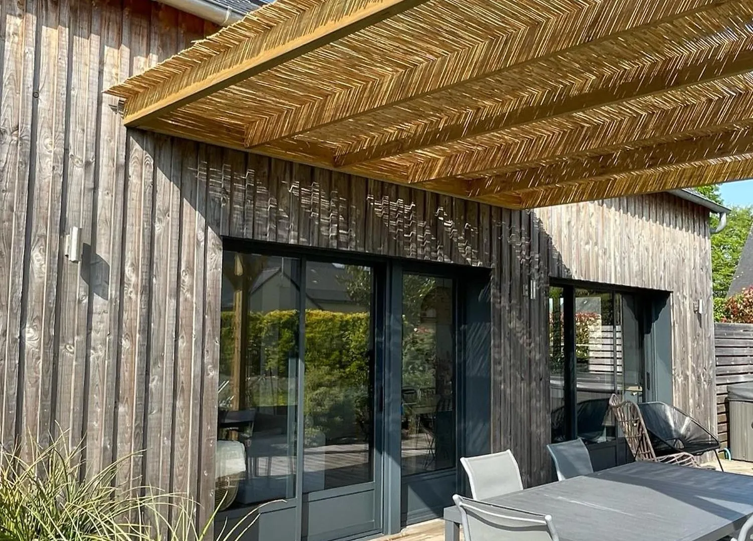Manoir de la Nogrie - La Grange - Maison 4 chambres avec Spa privatif 4 étoiles Val-d'Ize France